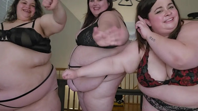 Fat-Topanga In Lingerie With Her Friends