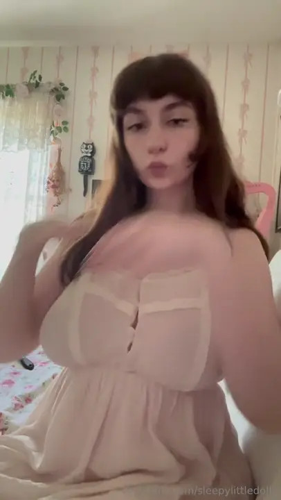 Teasing With A Sexy Night Dress - ePornLeak