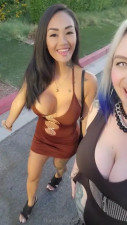 Themoistqueen And Her Friend's Cleavage