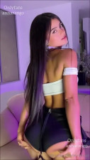 Anna Arango Seducing In Her Slutty Outfit