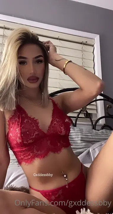 Gxddessbby Sexy In Her Red Lingerie - ePornLeak