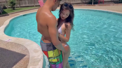 Lucy Mochi’s Poolside BBC Encounter