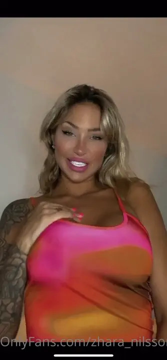 Zhara_nilsson Massaging Her Tits - ePornLeak