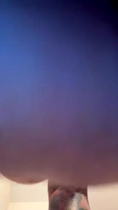 Itzgrippytv Fingers Her Pussy - ePornLeak