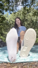Kikaboo2's Outdoor Feet Showcase