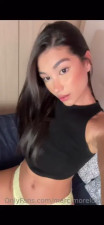 Colombian Marci Moral's Finger Play