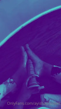 Ayishadiazfeet Gives Her First Slow Footjob