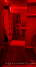 Lolaa_Loveee Displays Self In Front Of The Mirror