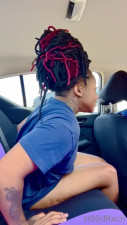 Saint2Raw Shows Off Her Pussy In The Car