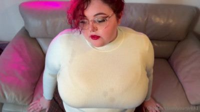 Yoursiren1 Inserts Toys In Her Ass