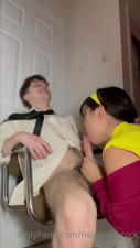 Newportchick Bounces Her Ass While Fucking
