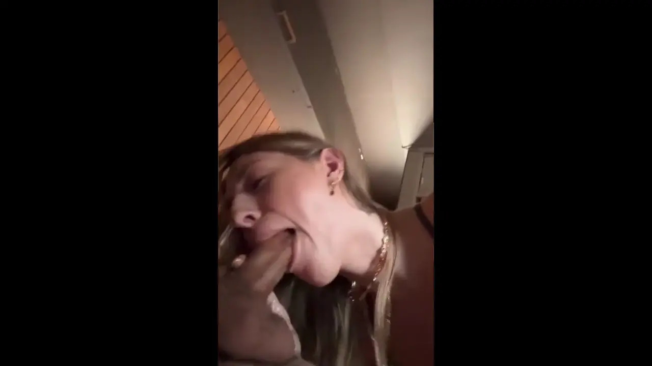 Angel Youngs Masturbates After She Gets Pounded - ePornLeak