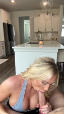 KaeleeRene’s Kitchen Fuck Ends With A Creampie