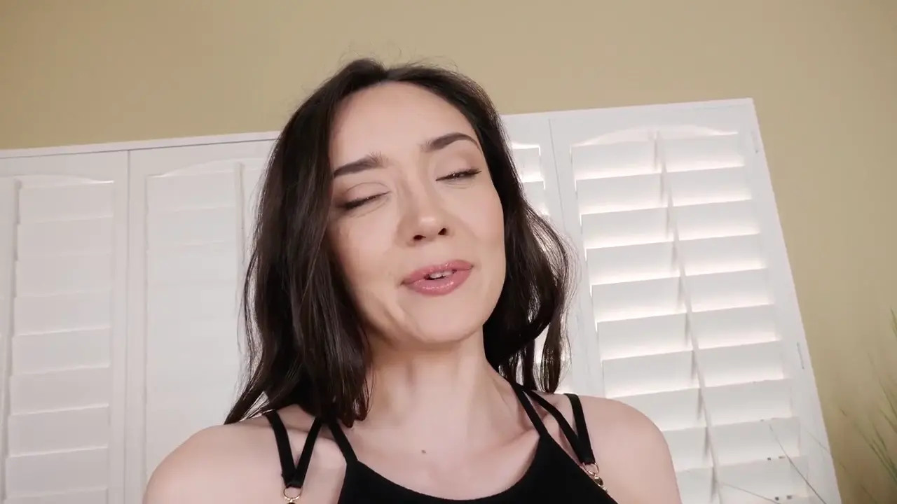 Catherine Knight Rides On A Cock - ePornLeak