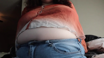 Dannithefatti Likes To Flash Her Fat Tits
