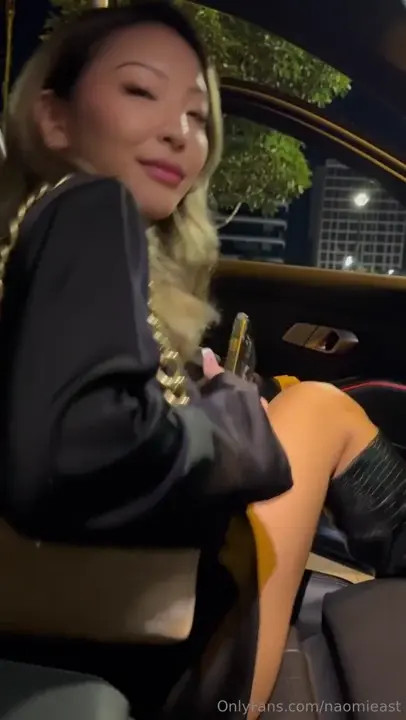 BF Screws Naomi East In The Parking Lot - ePornLeak