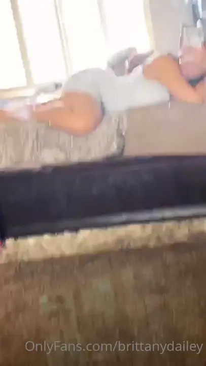 Brittanydailey Makes Her Ass Jiggle - ePornLeak