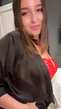 Suzanna Joy Takes A Girthy Toy