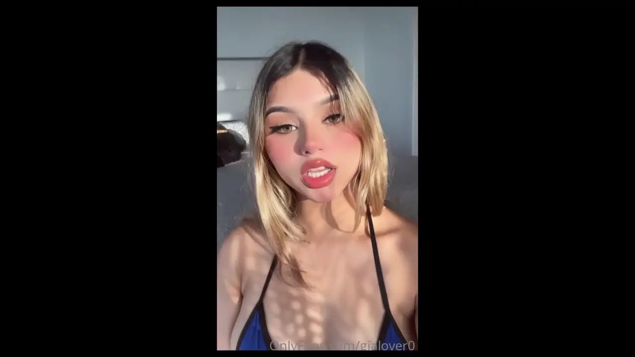 Gialover0 Wears A Bikini Top - ePornLeak