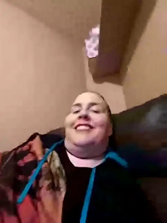 Bbw4Red20 Gives A Sloppy Blowjob In Secret - ePornLeak
