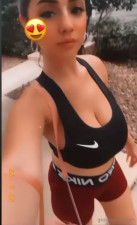 Evelynluxe Rocks Her Gym Outfit And Body