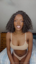 Chocolatebutterfly22 Teases Naughty On Cam