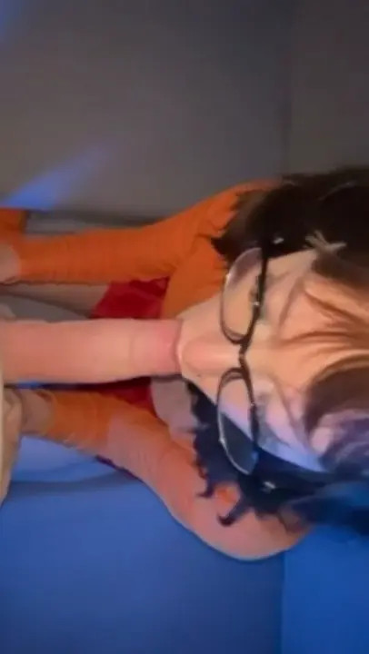 Alexandra Marianna In Velma Cosplay Sex Tape - ePornLeak