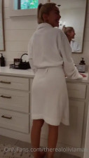 Goddess Olivia Mae Gets Fucked In Her Bathrobe
