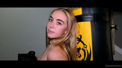 Boxing Babe Grace Charis Seduces On Cam