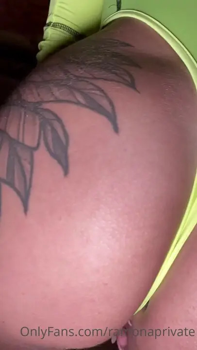 Ramona_jst Fucks With Pussy And Feet - ePornLeak