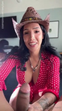 Cowgirl Minitinah Rides A Dick After BJ