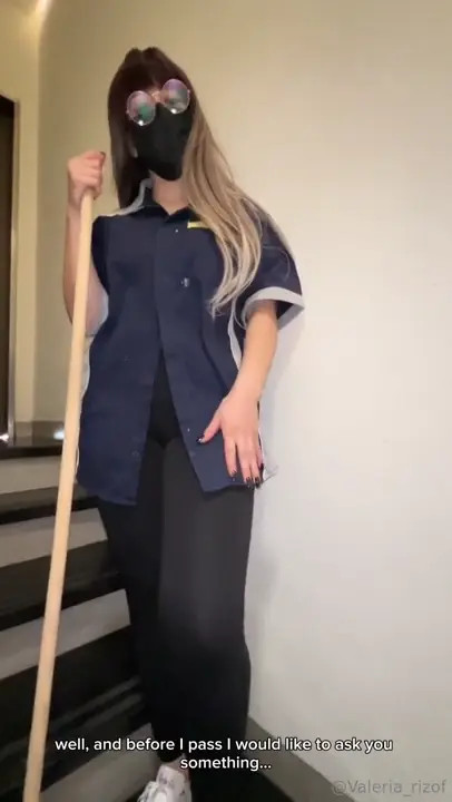 Sofia Rizof Bounces On A Dick After Cleaning - ePornLeak