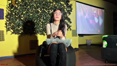 Alanaqueen Gets Drilled While Lying Down