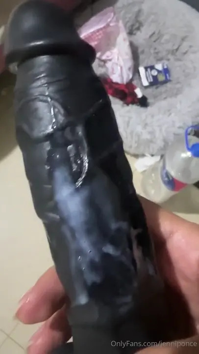 Jenniponce Cums On Her Toy - ePornLeak