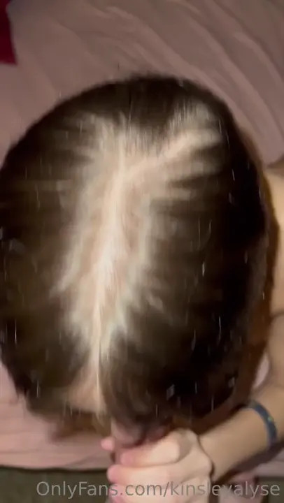 Kinsley Alyse Blows A Cock Then Rides It - ePornLeak