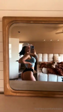 Karlyetaylor Takes A Mirror Selfie