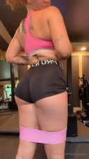 Karlyetaylor Clenches Her Booty