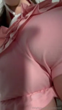Gutzdemon Bounces Her Ass In Pink Shorts