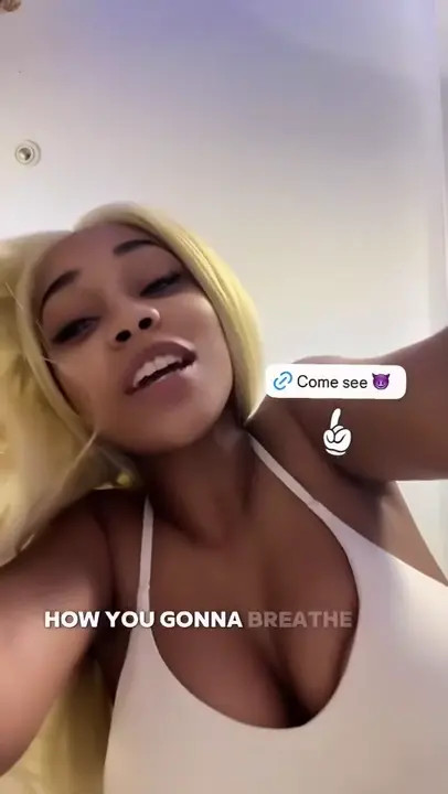 Pinkydollnpc Likes Face Sitting - ePornLeak