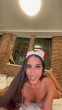 Nurse Izzy Green Gives A Blowjob Therapy