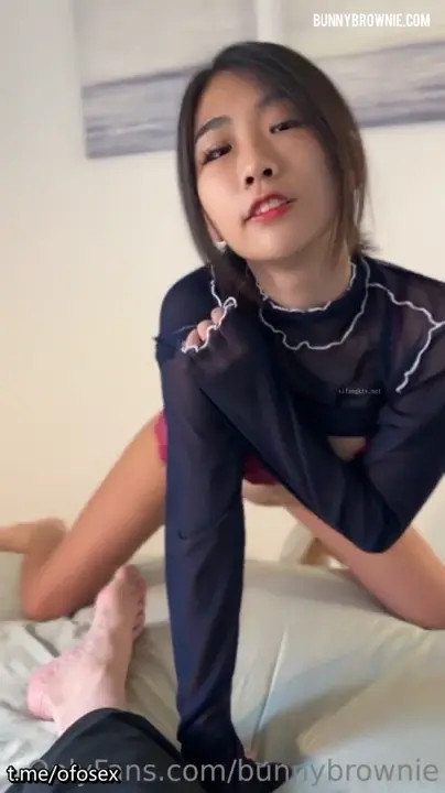 Bunnybrownie Humps Cock And Gets A Facial - ePornLeak