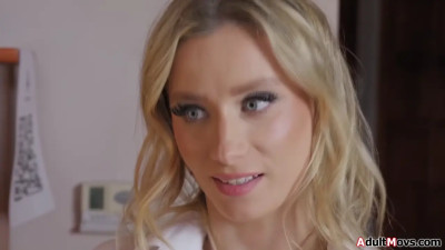 Lily Blossom Offers Asshole For A Grade
