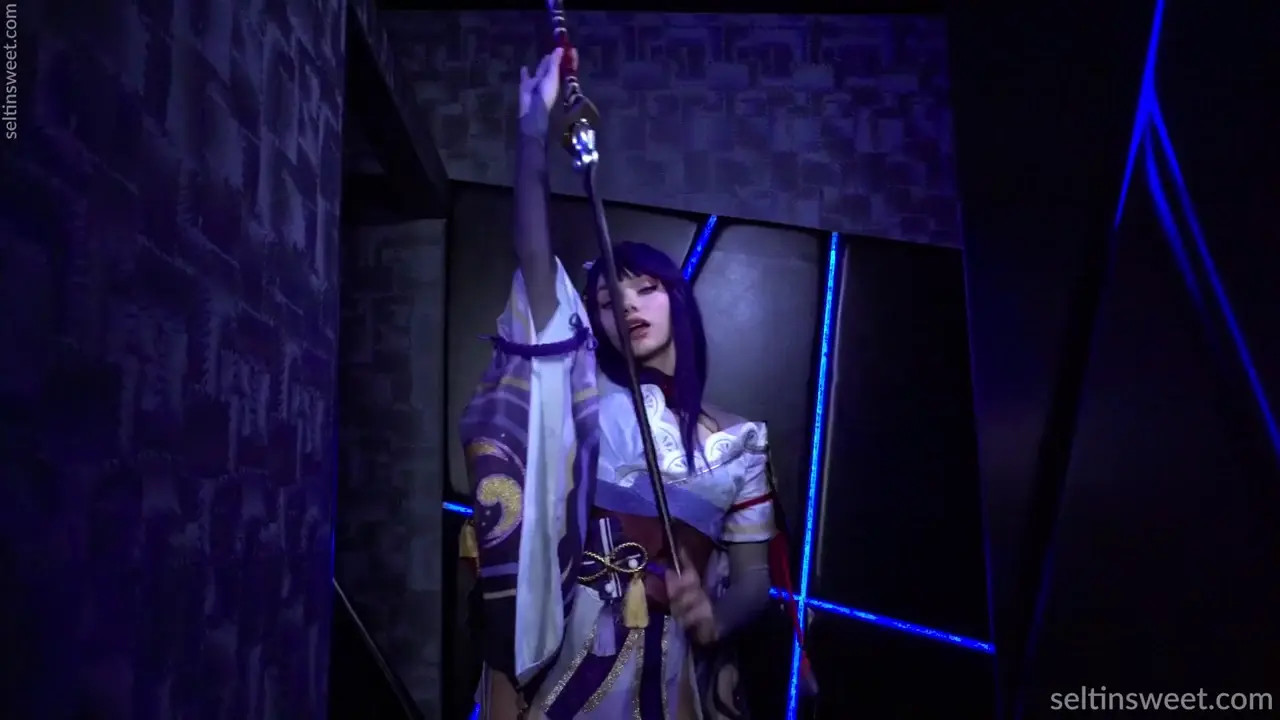 Seltin Sweet Masturbates In Raiden Cosplay - ePornLeak
