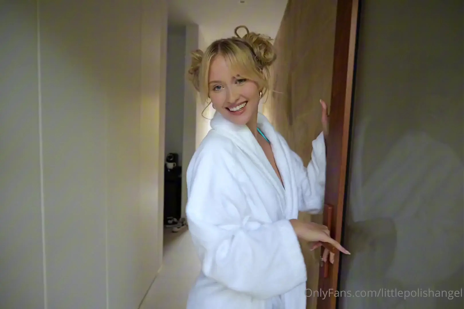 Littlepolishangel Bathtub Sextape Video Leaked - ePornLeak