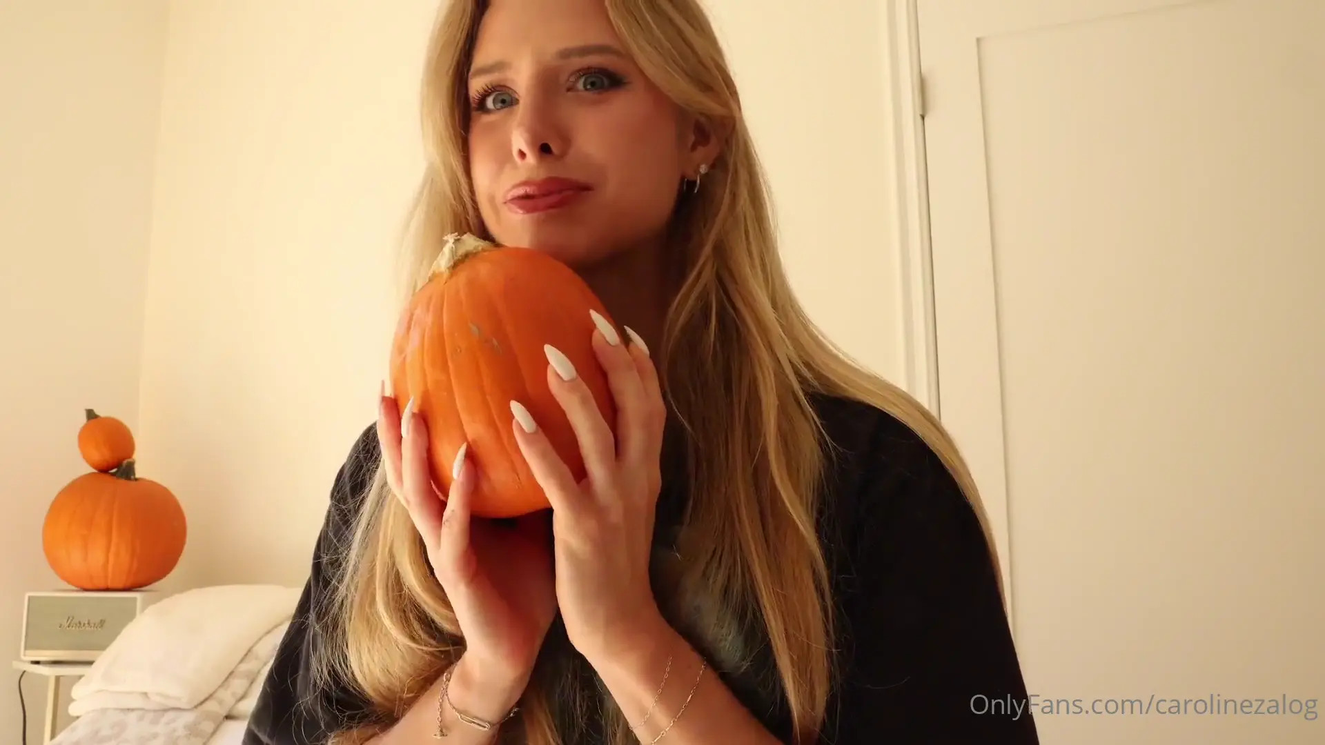 Caroline Zalog Halloween Try On Haul Video Leaked - ePornLeak