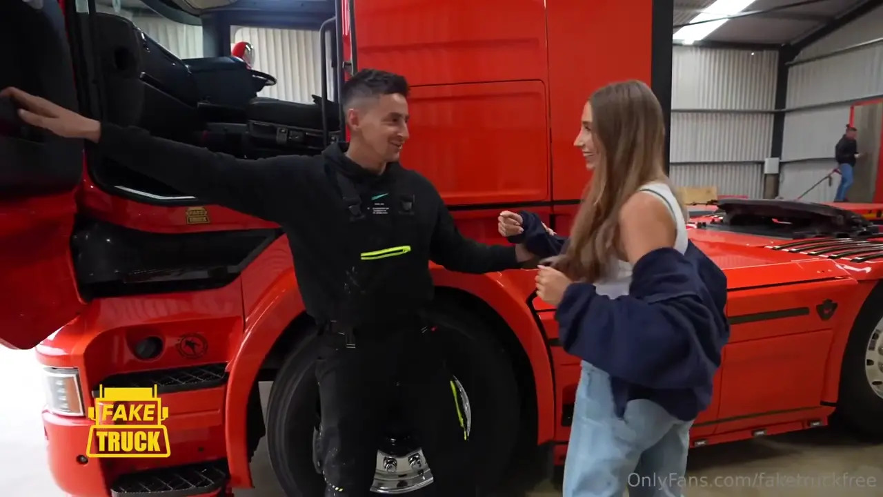 Gang Bang With Lily Phillips In A Warehouse - ePornLeak