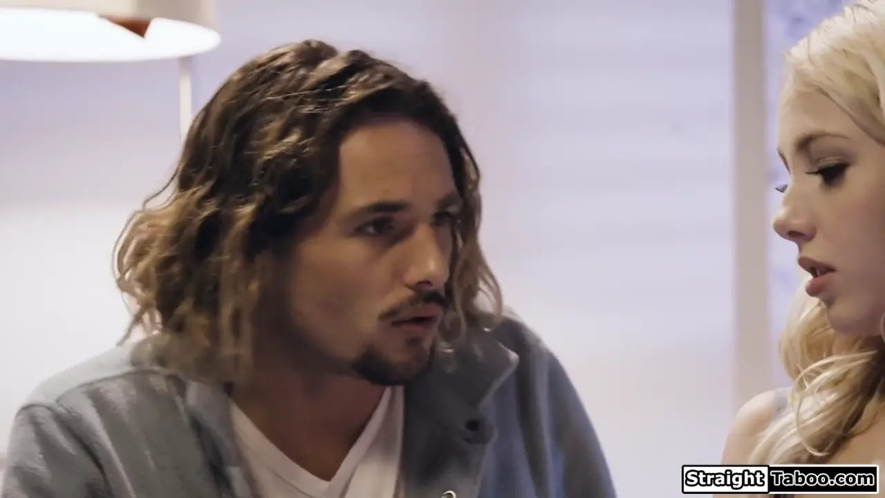 Dixielynnxxx Fucks Her Bandmate's Dick - ePornLeak