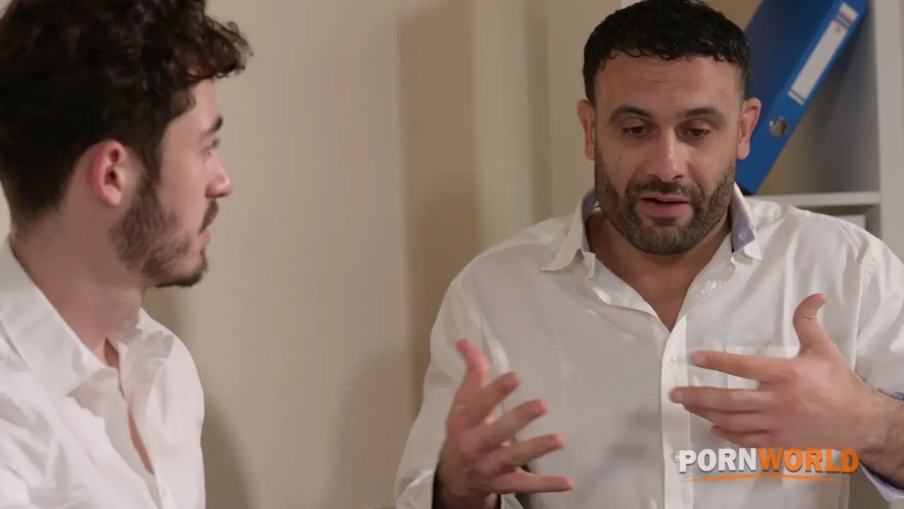 Students Drill Emily Pink's Ass With A Sex Toy - ePornLeak