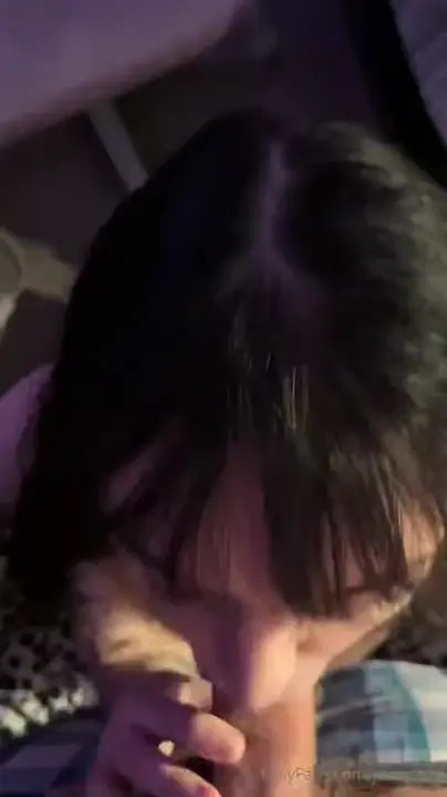 Miamiaof Gives A Blowjob Then Gets A Facial - ePornLeak