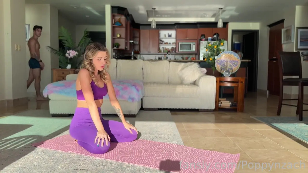 Poppynzach Rides A Cock After Yoga - ePornLeak